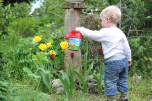 tips for teaching kids how to garden